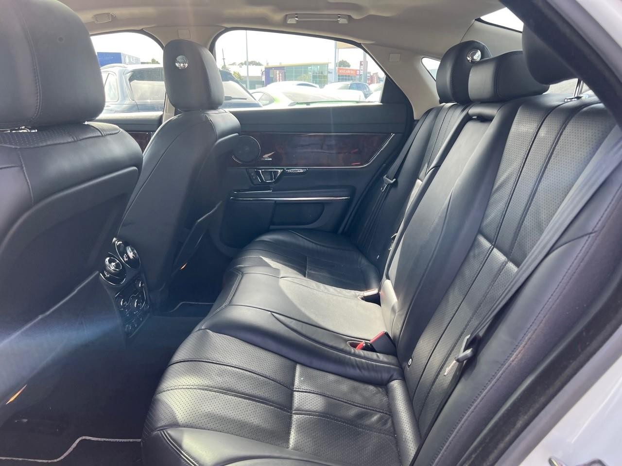 2014 Jaguar XJ