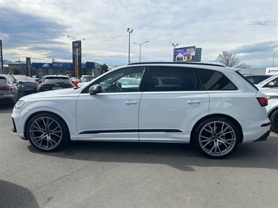 2019 Audi SQ7 - Thumbnail