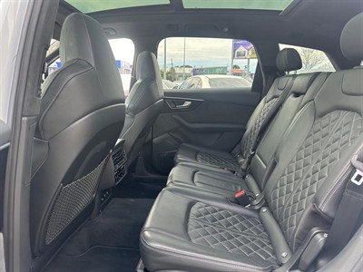 2019 Audi SQ7 - Thumbnail