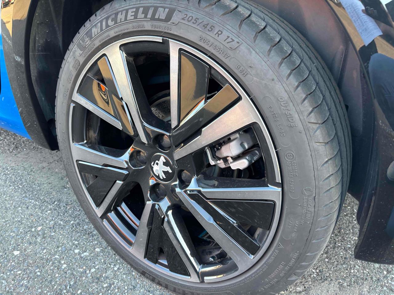 2024 Peugeot 208