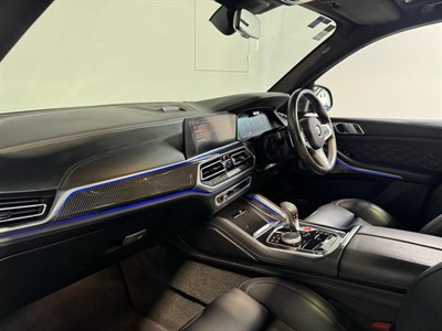 2020 BMW X5 - Thumbnail