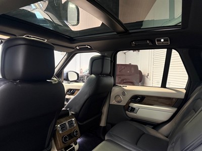 2019 Land Rover Range Rover - Thumbnail