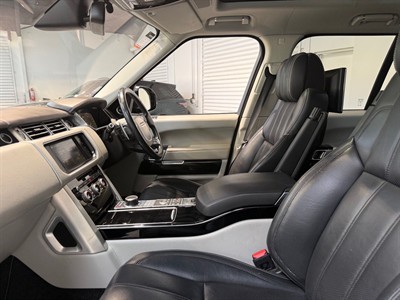 2016 Land Rover Range Rover - Thumbnail