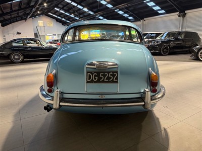 1968 Jaguar MK2 - Thumbnail