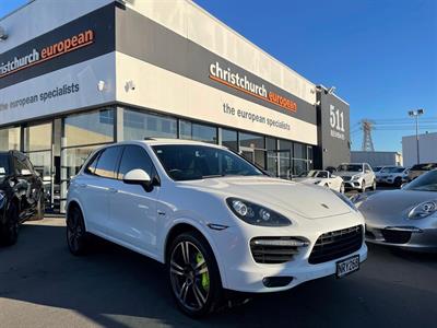 2013 Porsche Cayenne - Thumbnail