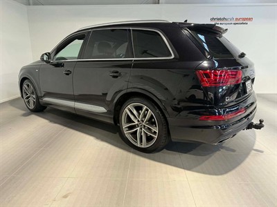 2017 Audi Q7 - Thumbnail