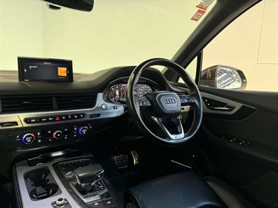 2017 Audi Q7 - Thumbnail