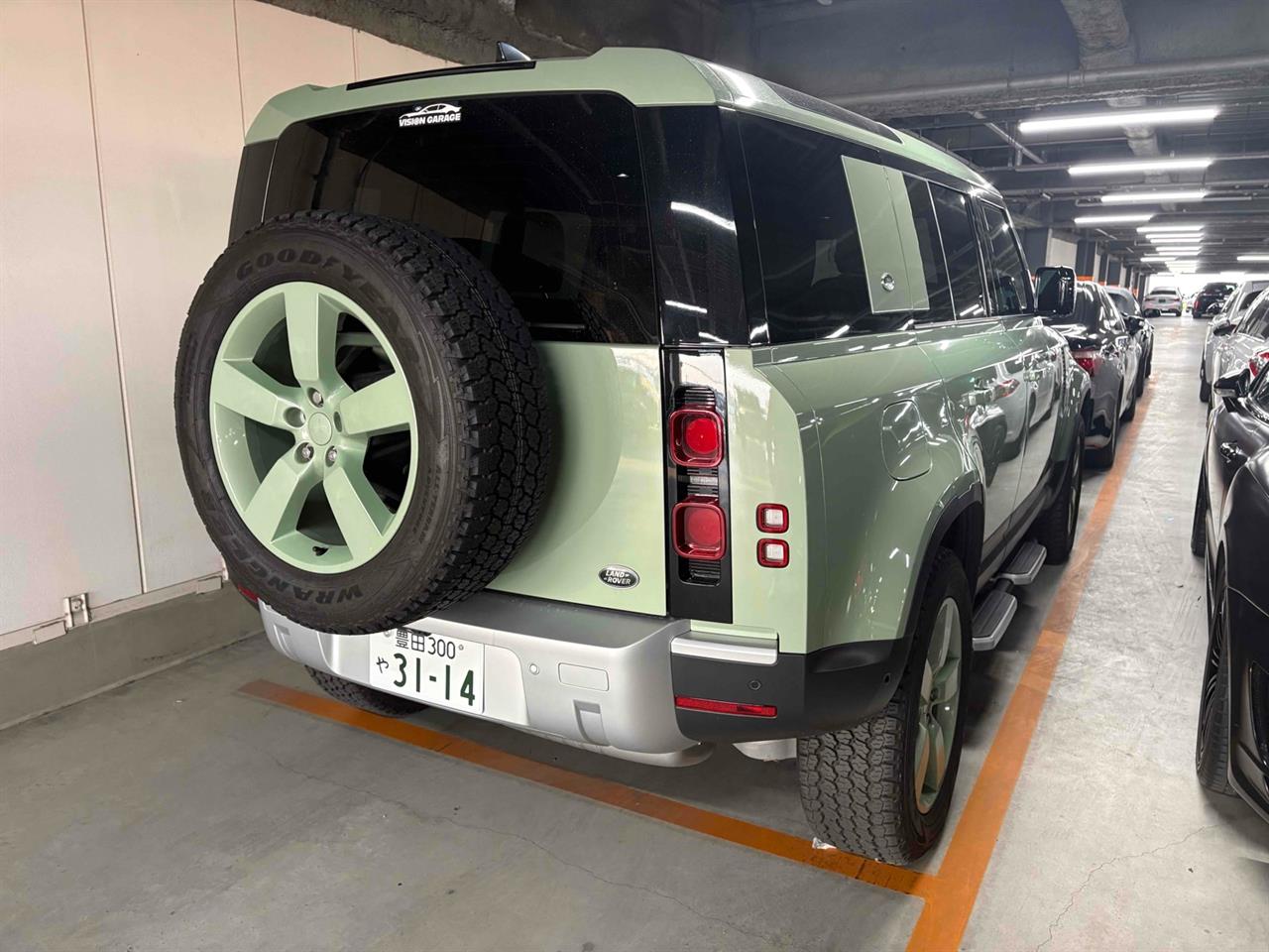 2023 Land Rover Defender