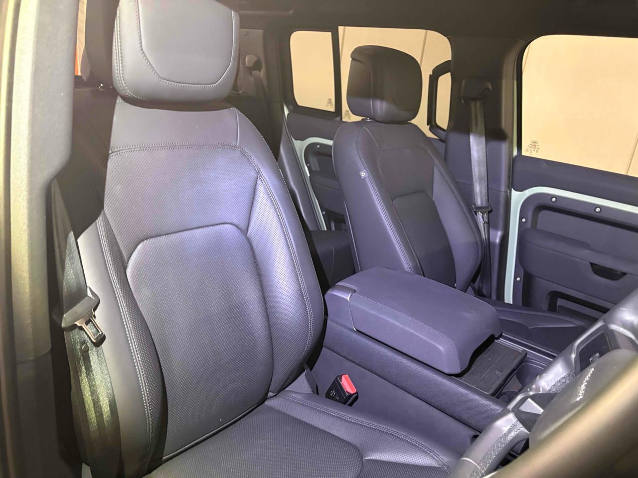 2023 Land Rover Defender