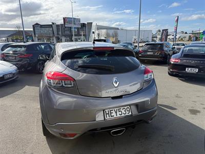 2013 Renault Megane - Thumbnail