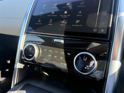 2021 Land Rover Discovery - Thumbnail