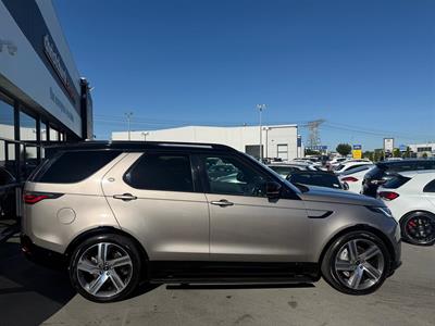 2021 Land Rover Discovery - Thumbnail