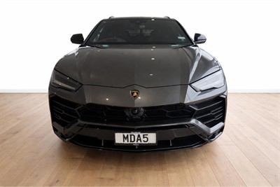2019 Lamborghini Urus - Thumbnail