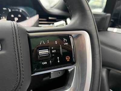 2022 Land Rover Range Rover - Thumbnail