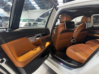 2019 BMW 750Li - Thumbnail