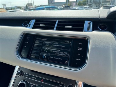 2014 Land Rover Range Rover - Thumbnail