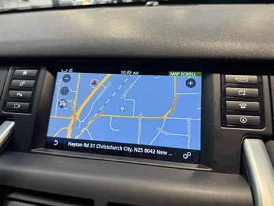 2017 Land Rover Discovery - Thumbnail
