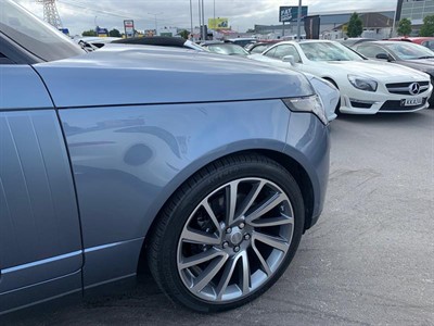 2019 Land Rover Range Rover - Thumbnail