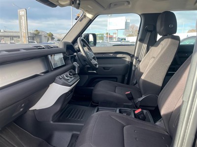 2020 Land Rover Defender - Thumbnail