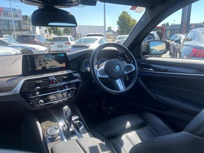 2017 BMW 540i - Thumbnail