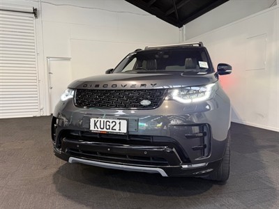 2017 Land Rover Discovery - Thumbnail