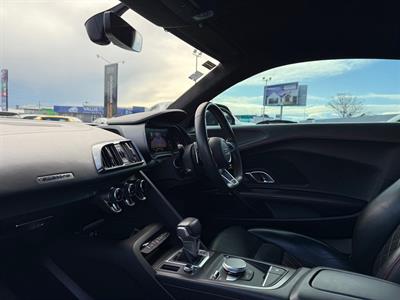 2016 Audi R8 - Thumbnail