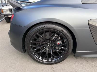 2016 Audi R8 - Thumbnail