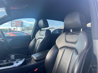 2016 Audi Q7 - Thumbnail