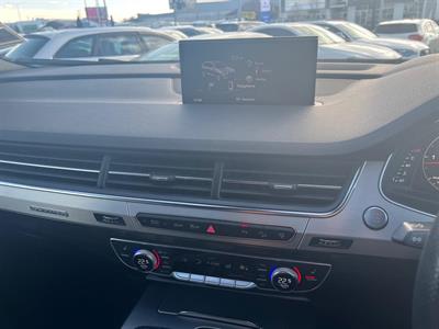 2016 Audi Q7 - Thumbnail