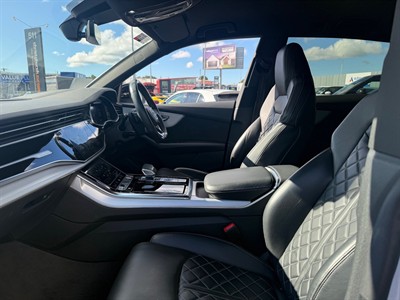 2020 Audi SQ8 - Thumbnail