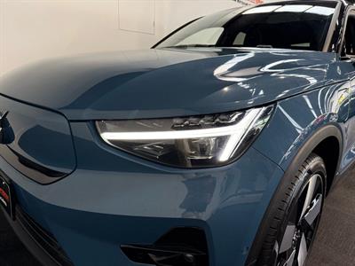 2022 Volvo C40 - Thumbnail