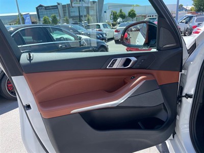 2019 BMW X5 - Thumbnail