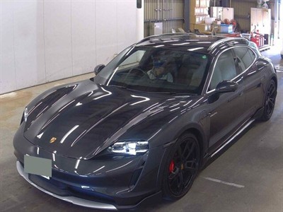 2021 Porsche Taycan - Thumbnail