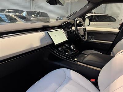 2023 Land Rover Range Rover Sport - Thumbnail