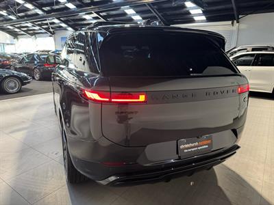 2023 Land Rover Range Rover Sport - Thumbnail