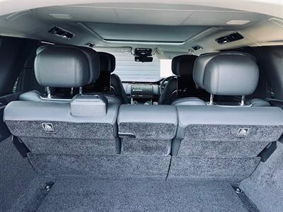 2022 Land Rover Range Rover - Thumbnail