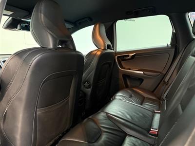 2014 Volvo XC60 - Thumbnail