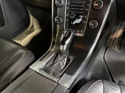 2014 Volvo XC60 - Thumbnail