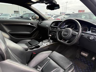 2012 Audi RS5 - Thumbnail