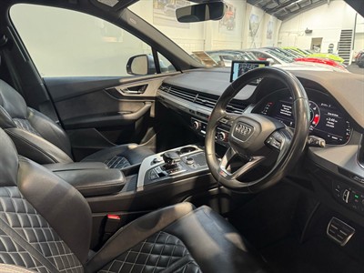 2016 Audi SQ7 - Thumbnail