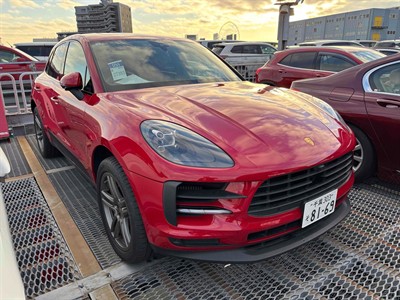 2019 Porsche Macan - Thumbnail