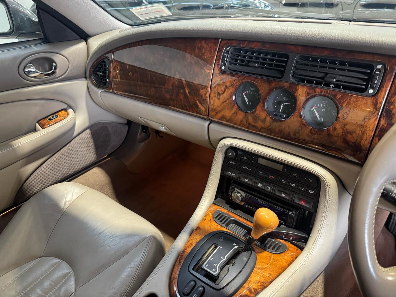 1997 Jaguar XK8