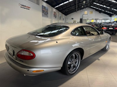 1997 Jaguar XK8 - Thumbnail