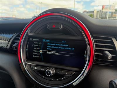 2016 Mini Cooper S - Thumbnail