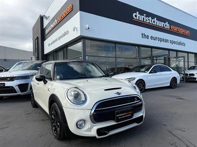 2016 Mini Cooper S - Thumbnail