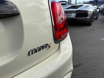 2016 Mini Cooper S - Thumbnail