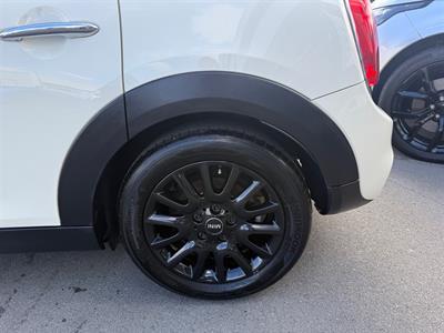 2016 Mini Cooper S - Thumbnail
