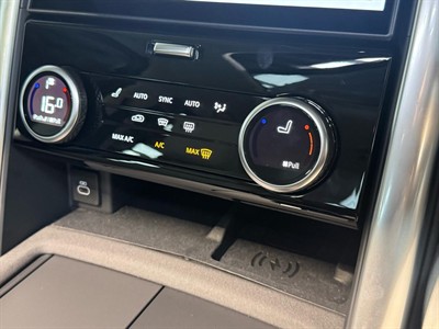 2024 Land Rover Discovery - Thumbnail