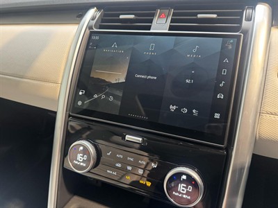 2024 Land Rover Discovery - Thumbnail