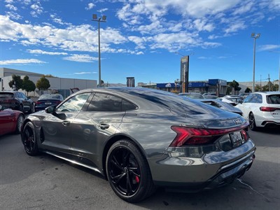 2022 Audi E-Tron - Thumbnail